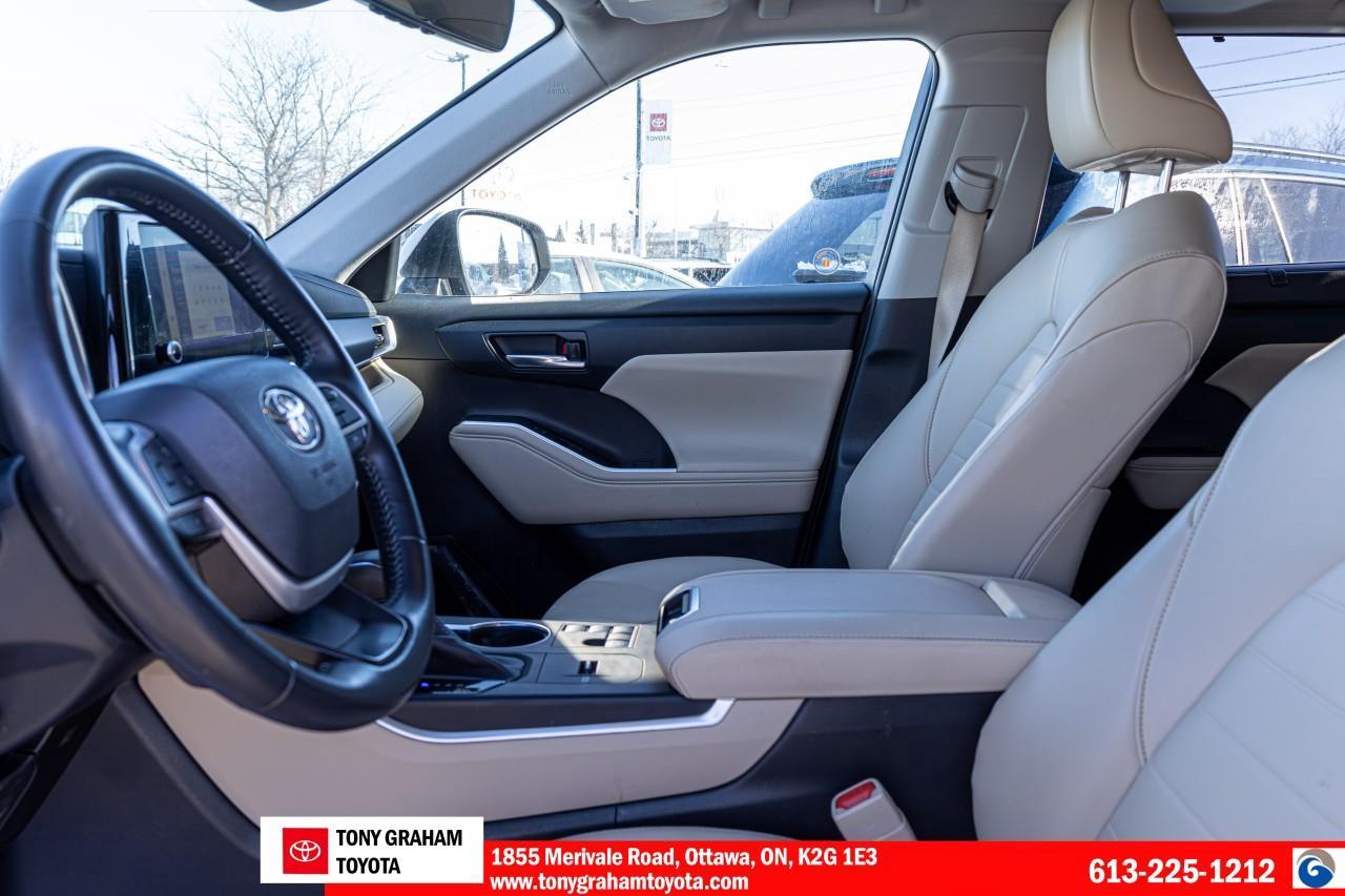 2023 Toyota Highlander HYBRID XLE Photo