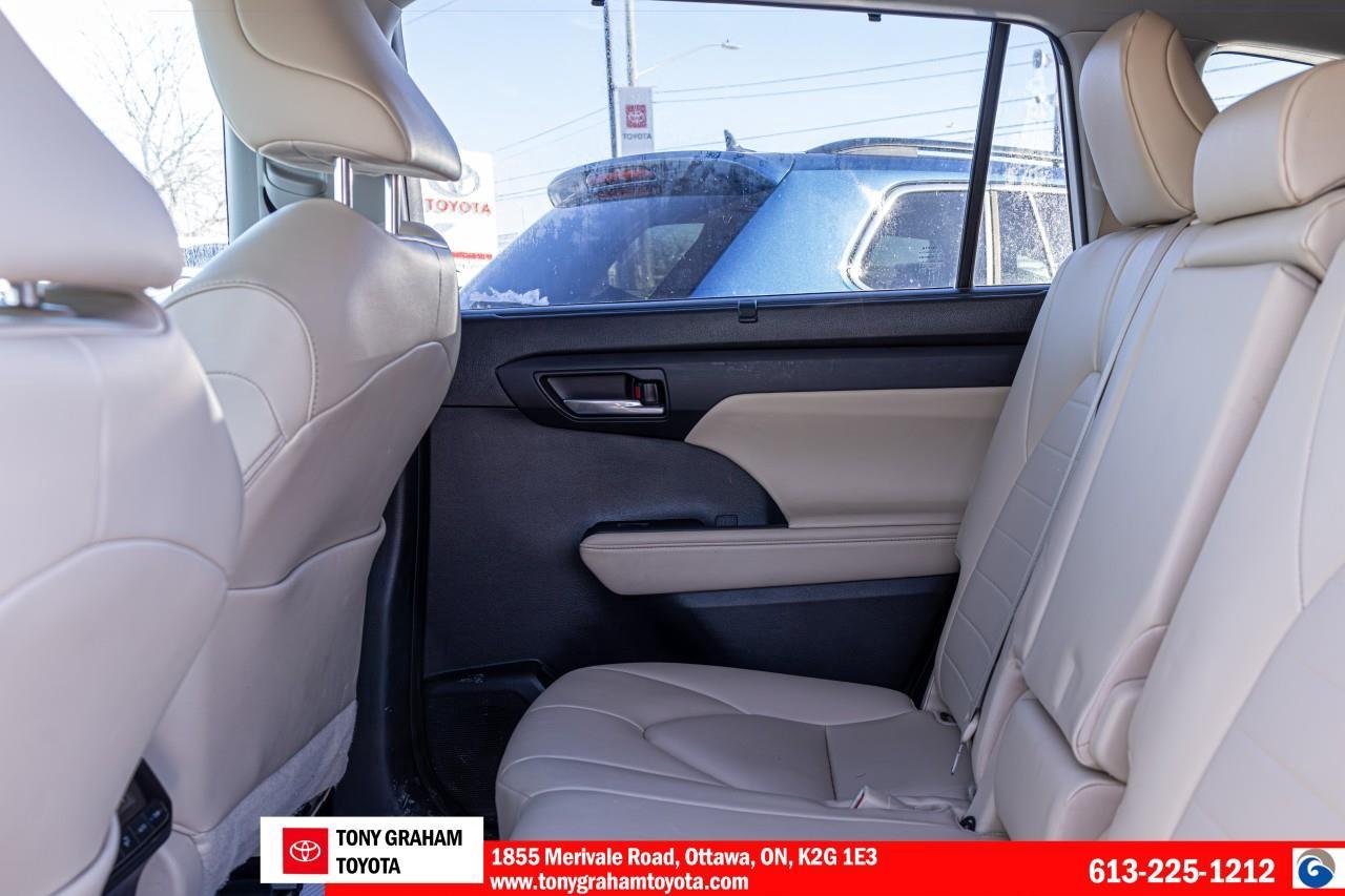 2023 Toyota Highlander HYBRID XLE Photo