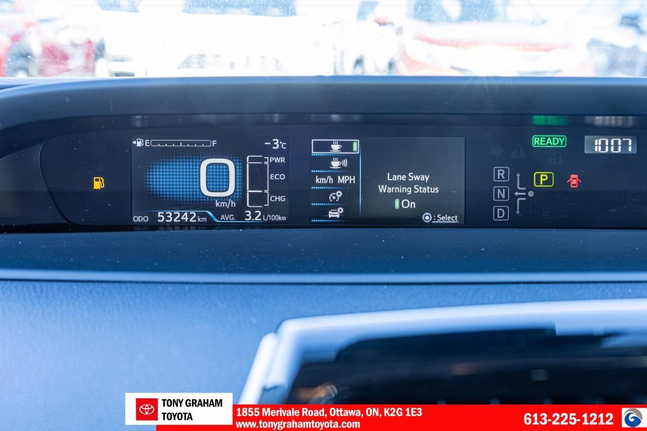 2022 Toyota Prius PRIME Photo