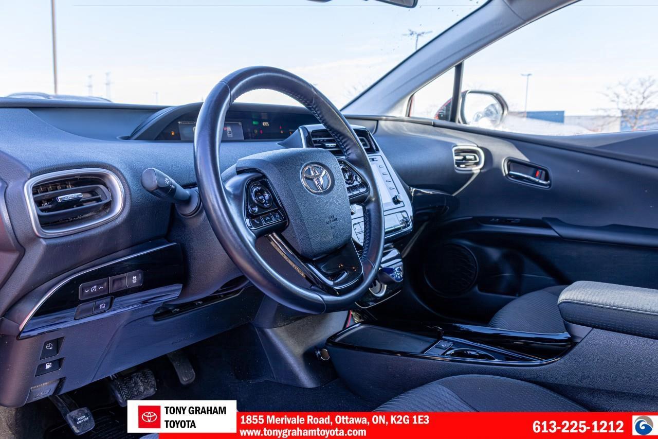 2022 Toyota Prius PRIME Photo