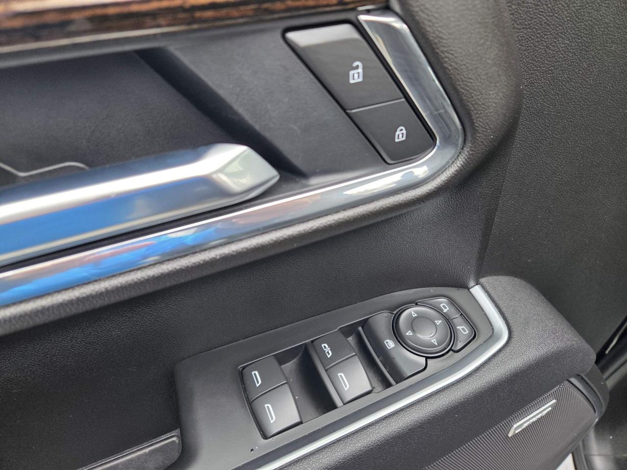 2025 GMC Sierra 1500 Elevation One Owner | Leather | Sunroof | 6'6 Box | X31 | 20" Wheels Photo