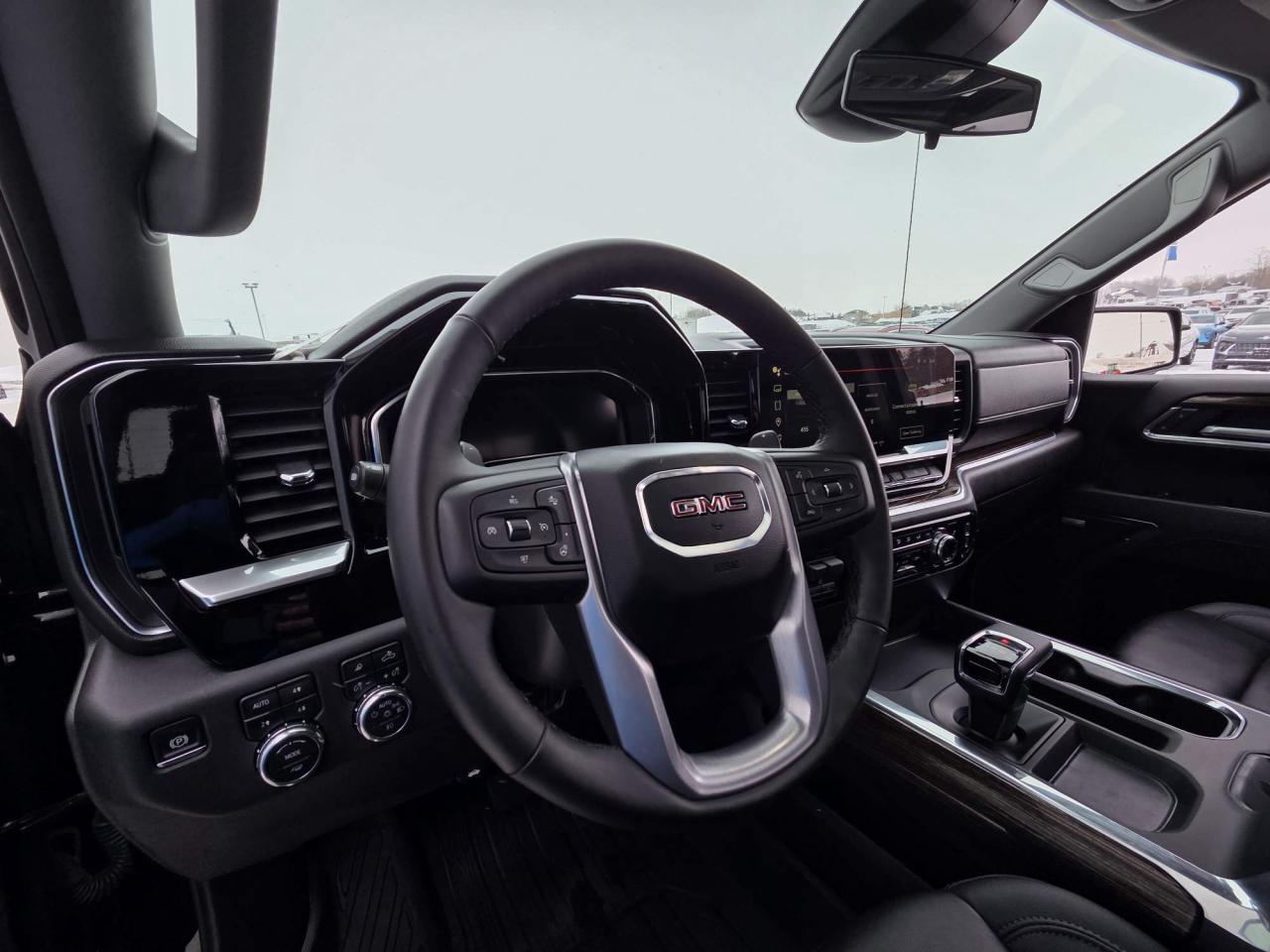 2025 GMC Sierra 1500 Elevation One Owner | Leather | Sunroof | 6'6 Box | X31 | 20" Wheels Photo