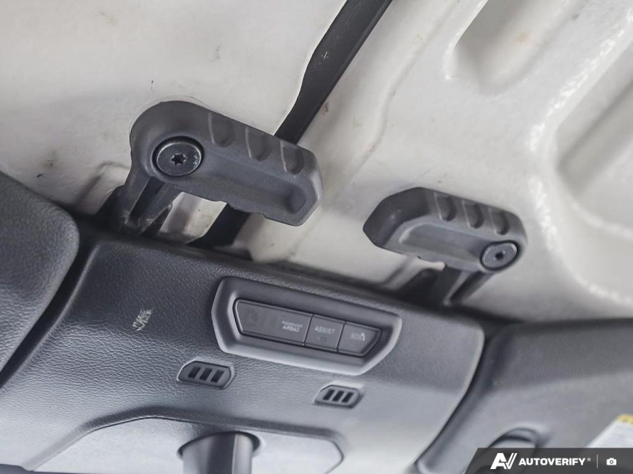 2021 Jeep Gladiator Overland HEATED LEATHER SEATS & WHEEL | NAV Photo