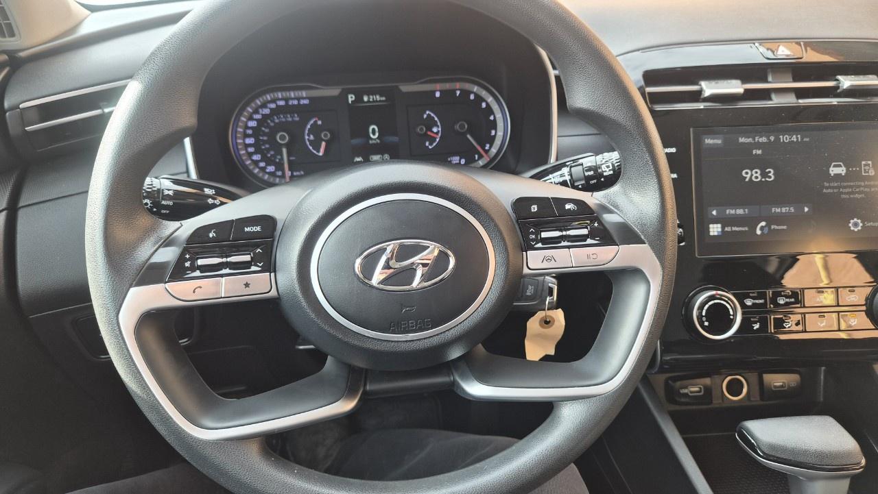 2023 Hyundai Tucson Essential AWD Photo