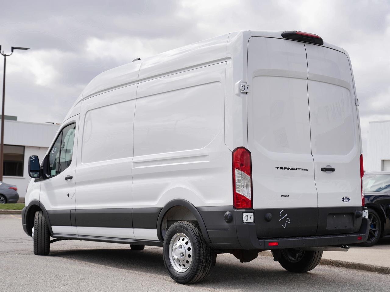2026 Ford Transit Cargo Van TRANSIT CARGO/ MULTI PURPOSE!! Photo3