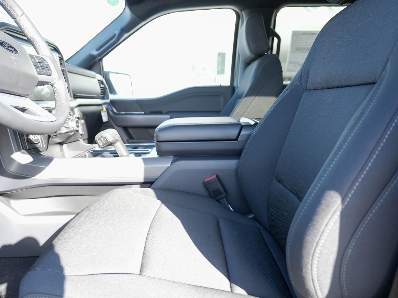 2026 Ford F-150 XLT/2026 MODEL/4X4 SPORT PKG!! Photo