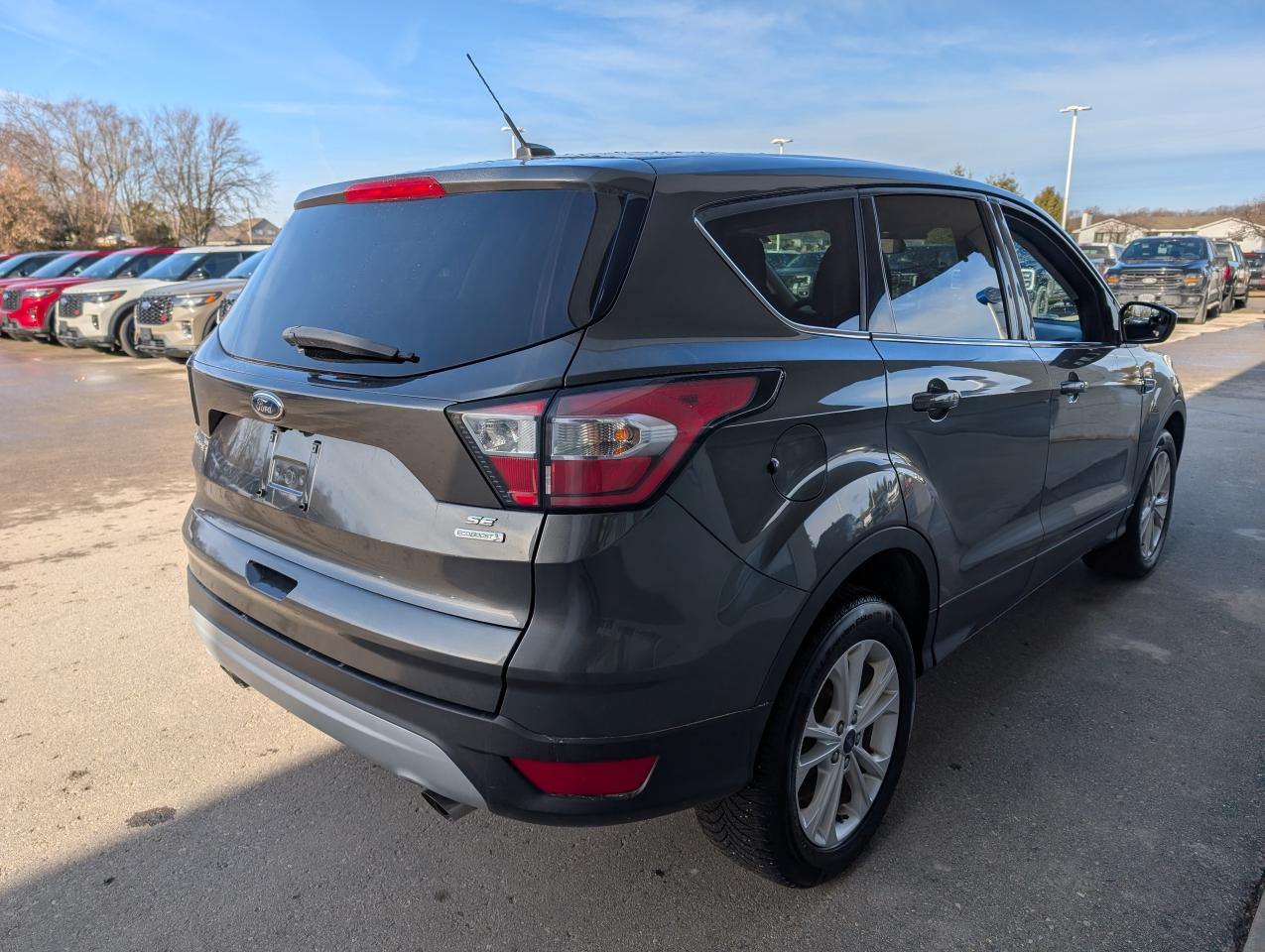 2017 Ford Escape SE Photo4