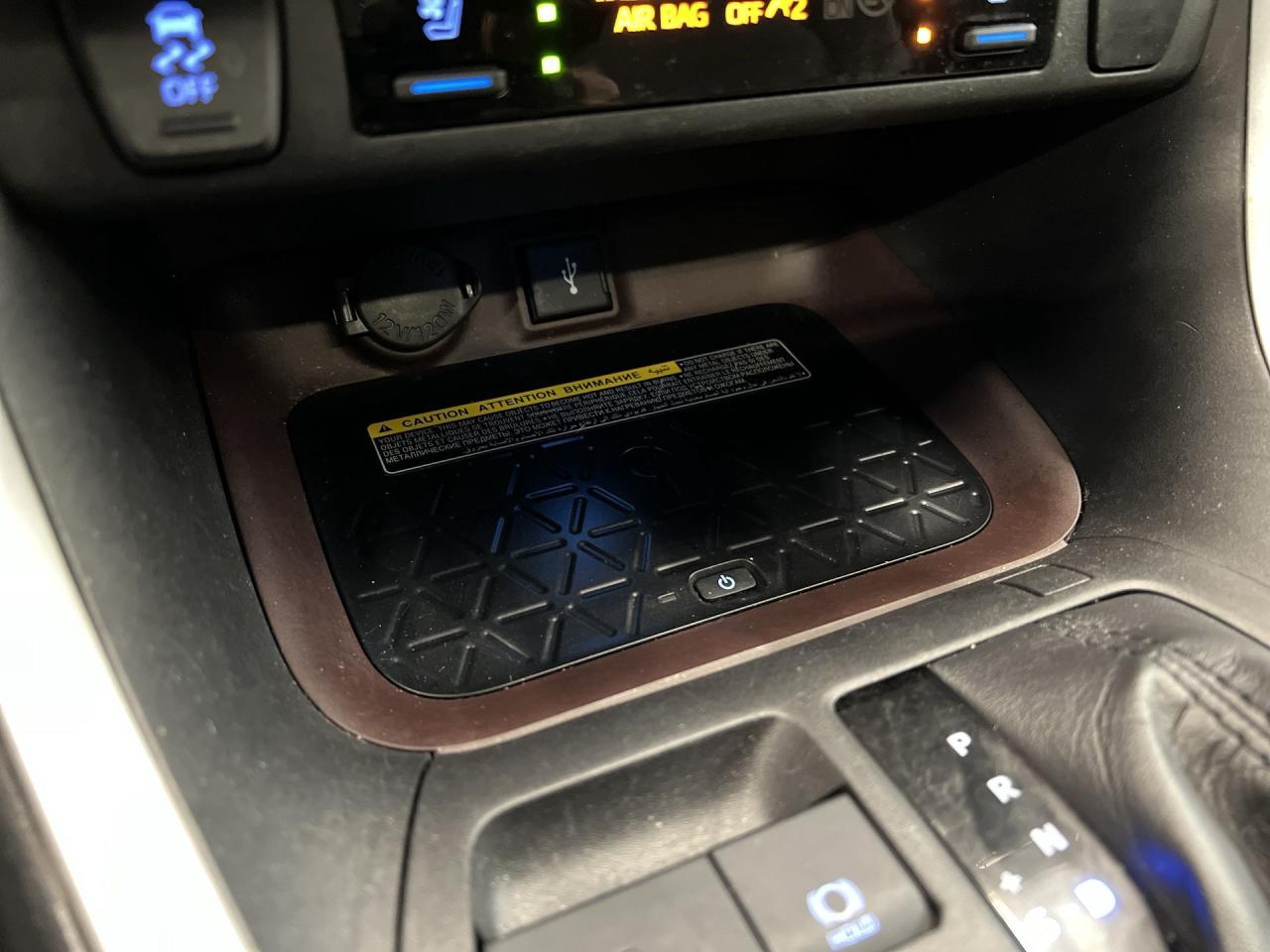 2021 Toyota RAV4 LIMITED AWD | ONLY 33,000KMS! | LEATHER | SUNROOF Photo