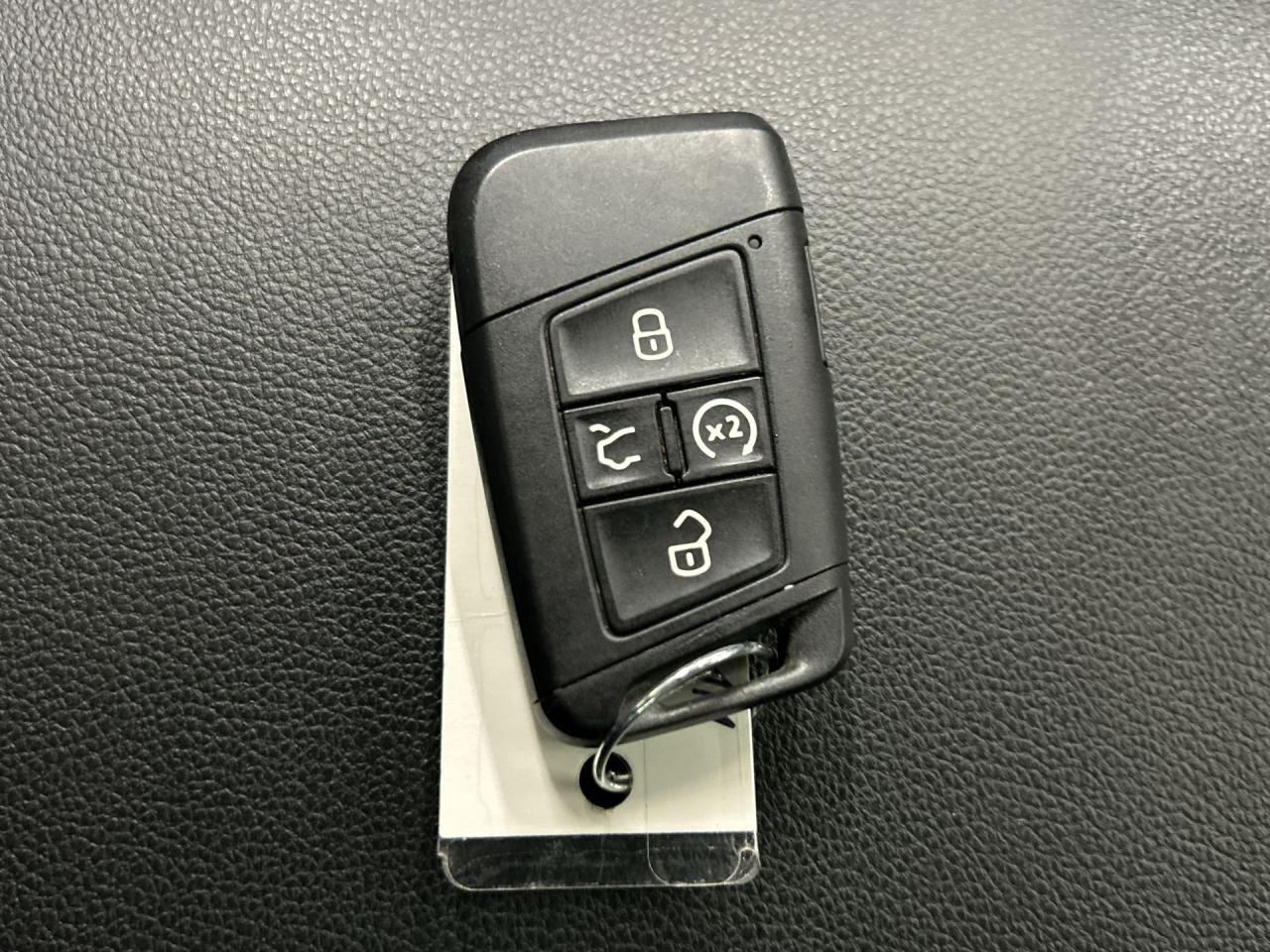 2022 Volkswagen Atlas HIGHLINE AWD |8-PASS |3.6L V6 |LEATHER |PANO ROOF Photo