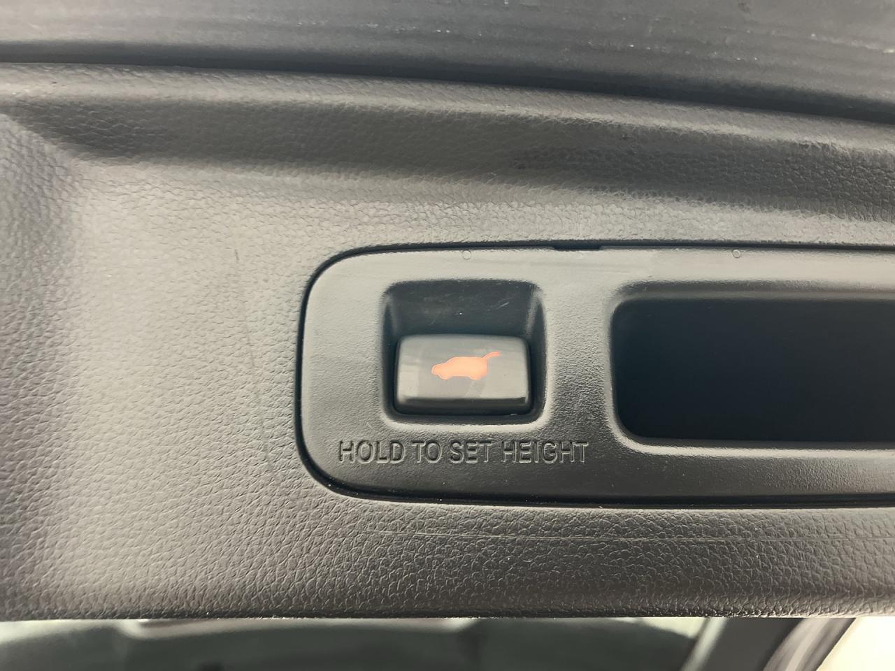 2024 Honda CR-V Hybrid EX-L HYBRID AWD | HTD LEATHER | SUNROOF | CARPLAY Photo