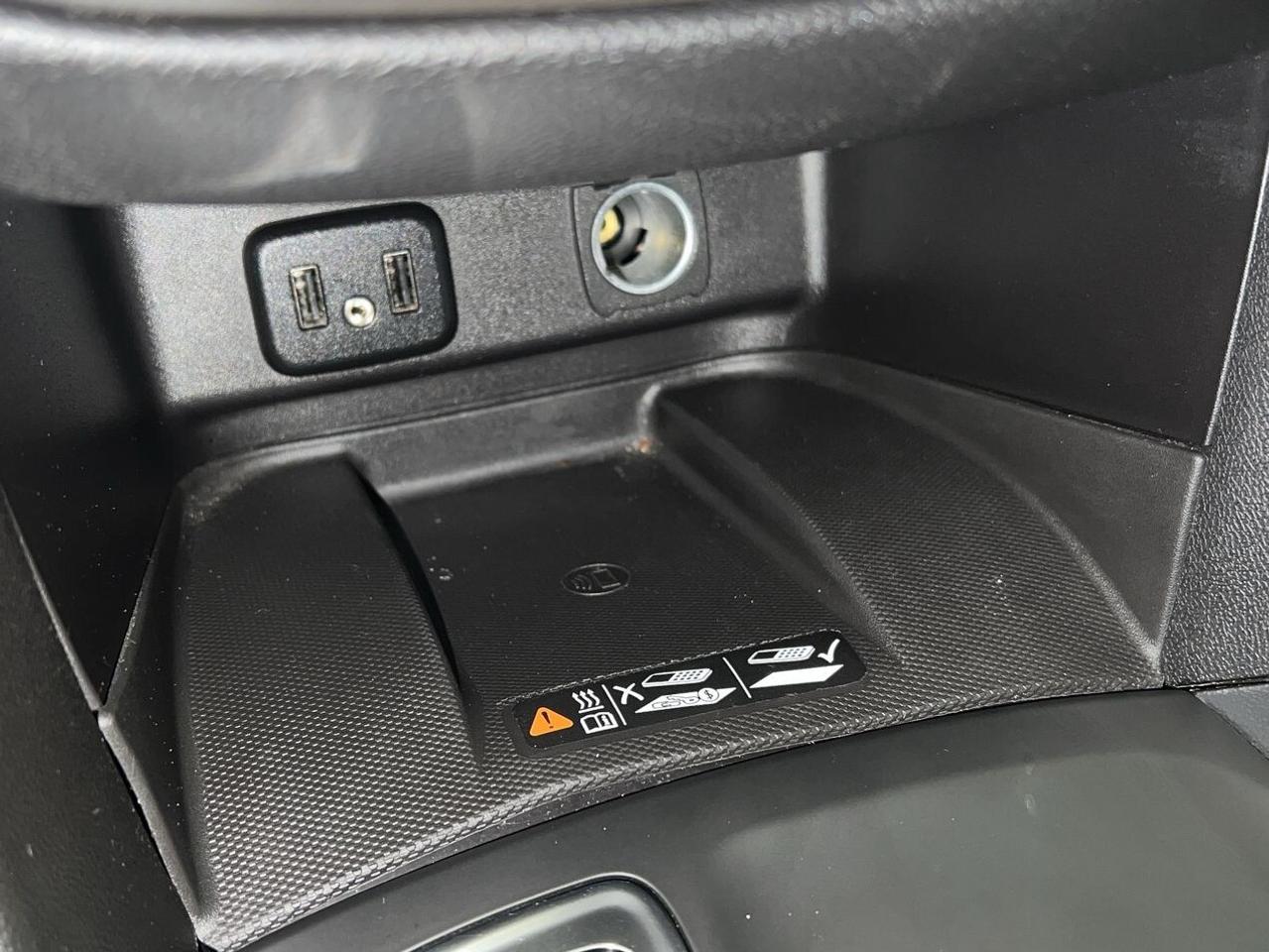2018 Chevrolet Equinox PREMIER AWD | TURBO DIESEL | HTD LEATHER | CARPLAY Photo