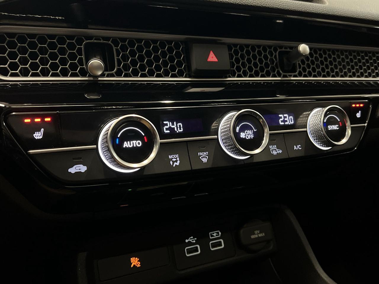 2022 Honda Civic TOURING | HTD LEATHER | SUNROOF | REMOTE START Photo