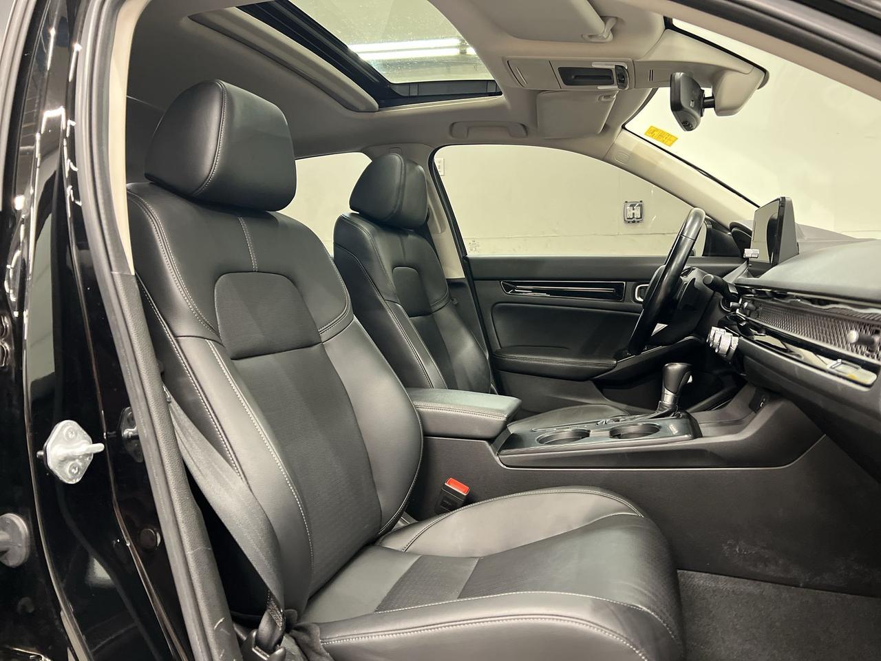 2022 Honda Civic TOURING | HTD LEATHER | SUNROOF | REMOTE START Photo