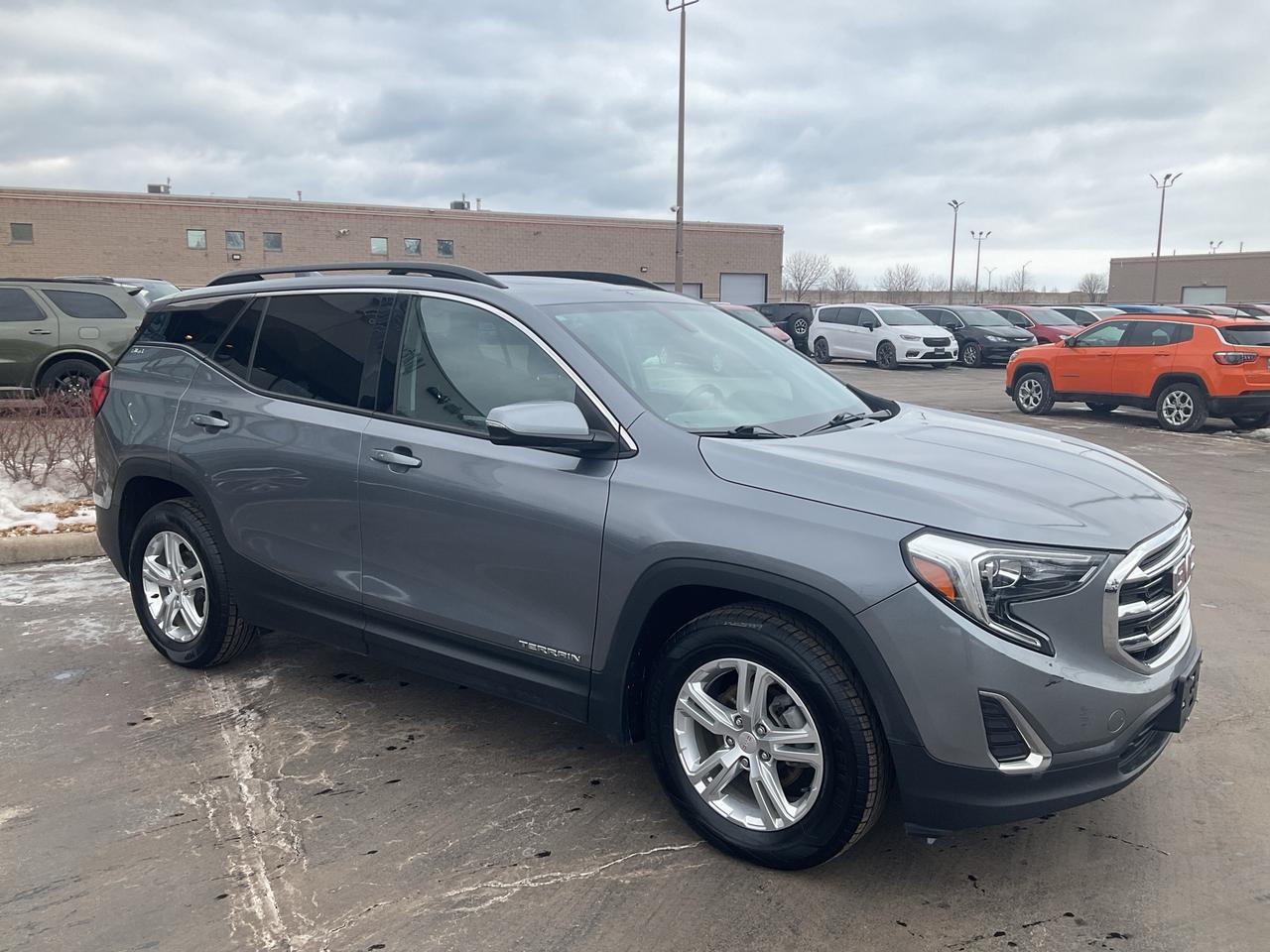 2018 GMC Terrain HTD SEATS / NAV / PWR DRIVER SEAT / RMT START Photo2