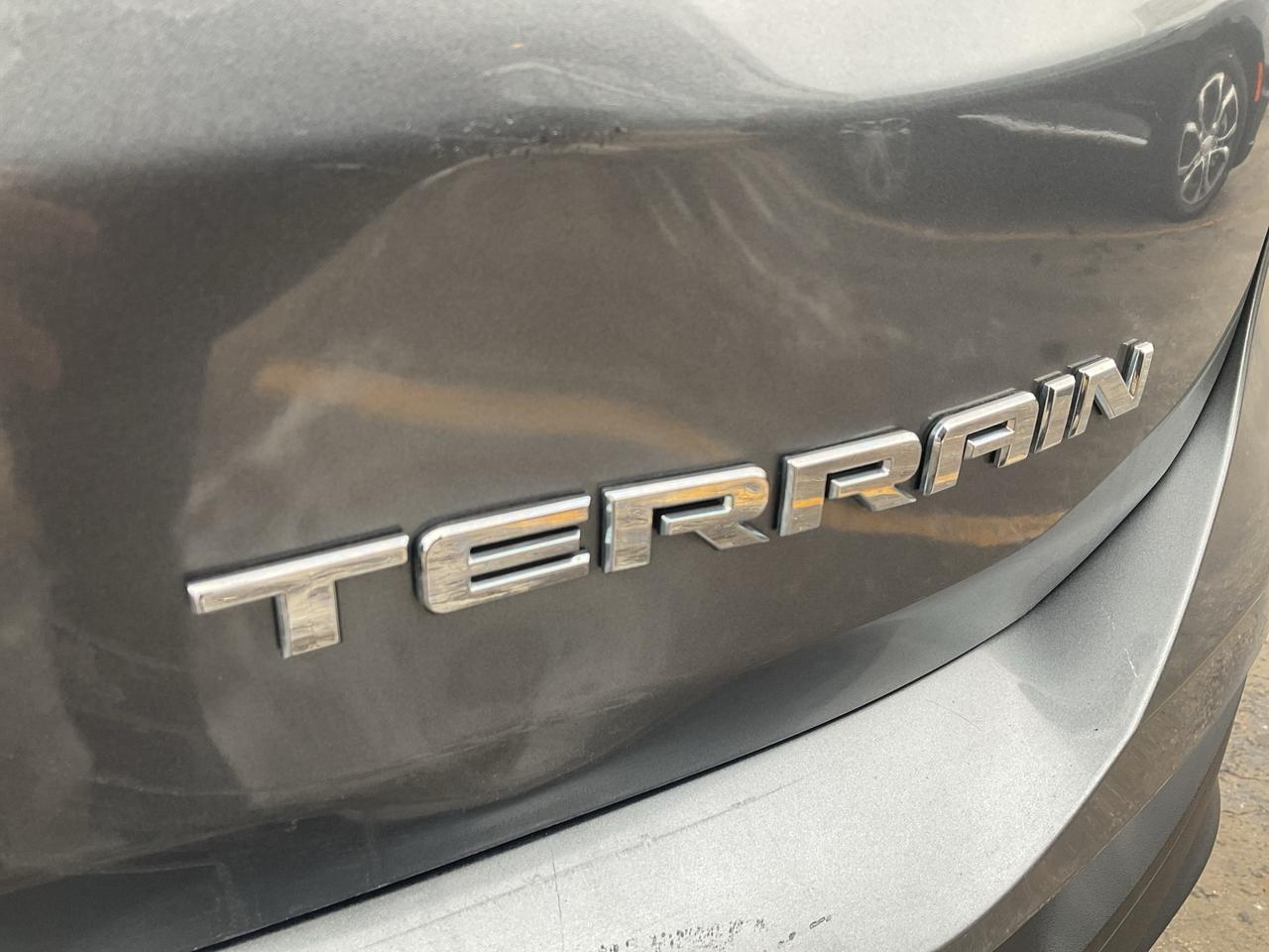 2018 GMC Terrain HTD SEATS / NAV / PWR DRIVER SEAT / RMT START Photo