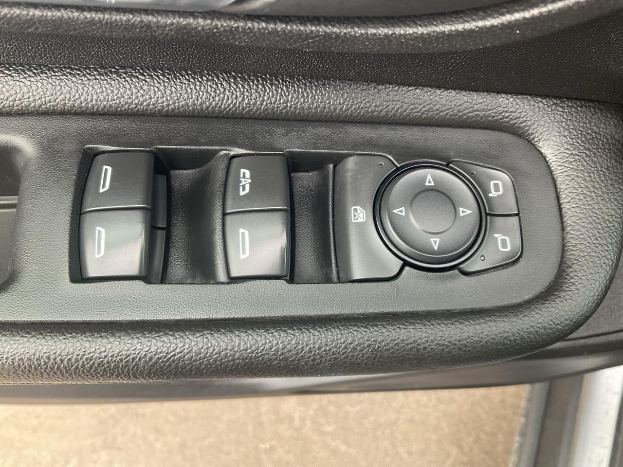 2018 GMC Terrain HTD SEATS / NAV / PWR DRIVER SEAT / RMT START Photo