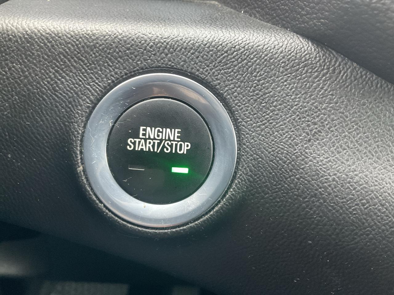 2018 GMC Terrain HTD SEATS / NAV / PWR DRIVER SEAT / RMT START Photo