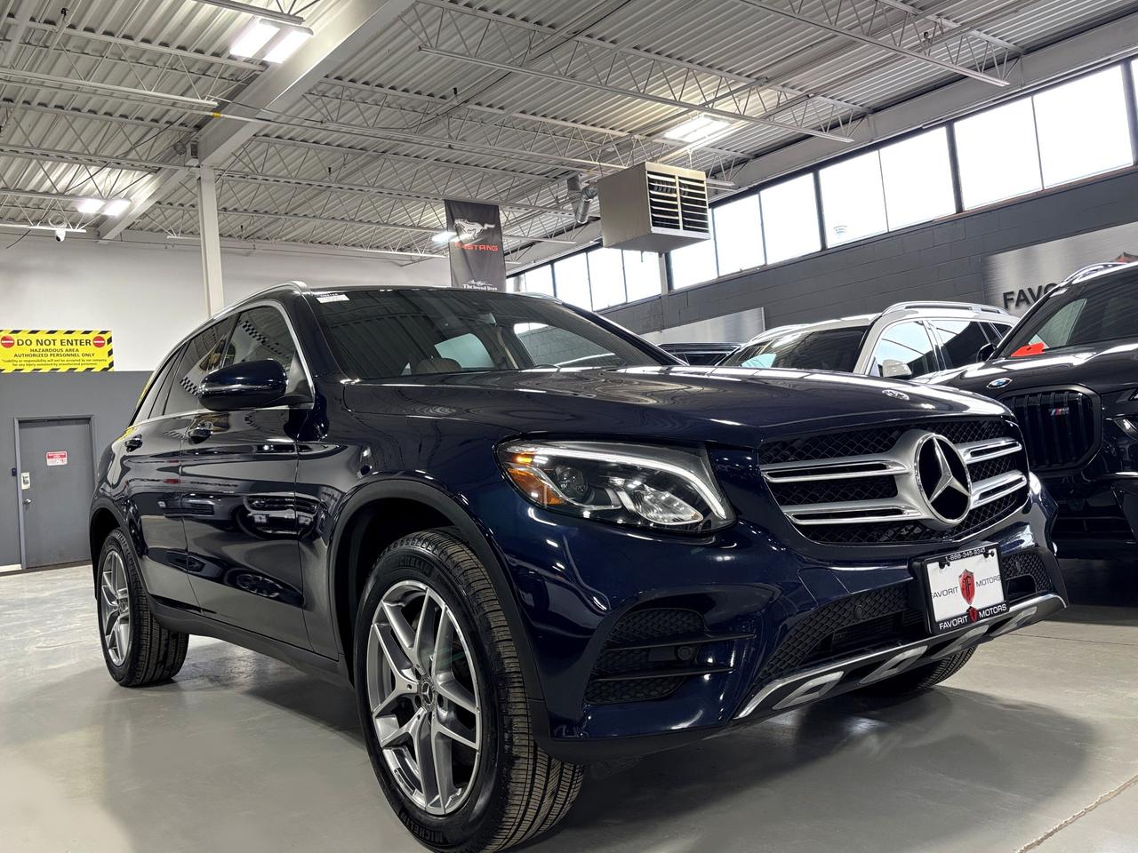 2019 Mercedes-Benz GLC GLC300|4MATIC|NAV|CREAMSEATS|AMGALLOYS|WOODTRIMS|+ Photo