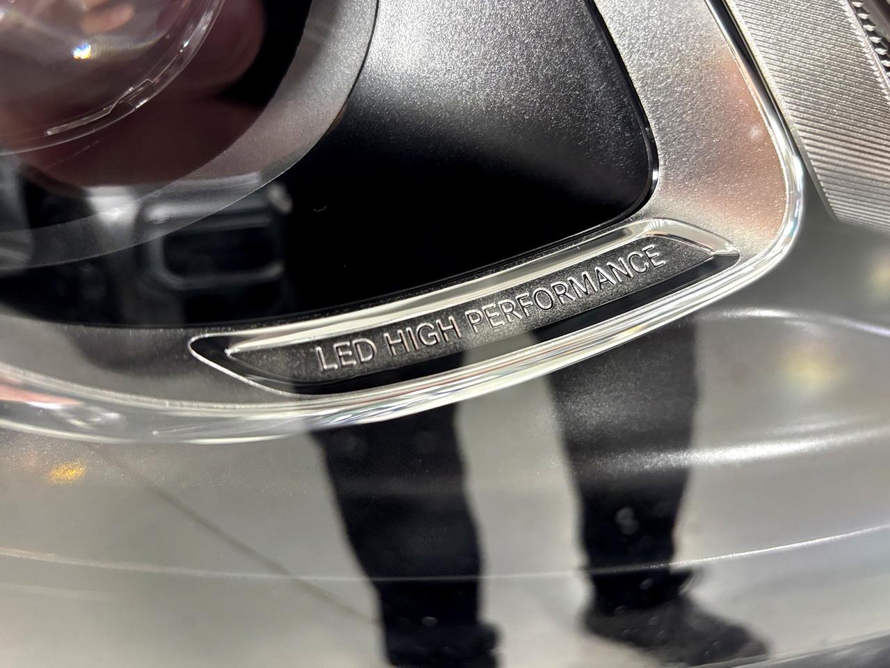 2019 Mercedes-Benz GLC GLC300|4MATIC|NAV|CREAMSEATS|AMGALLOYS|WOODTRIMS|+ Photo