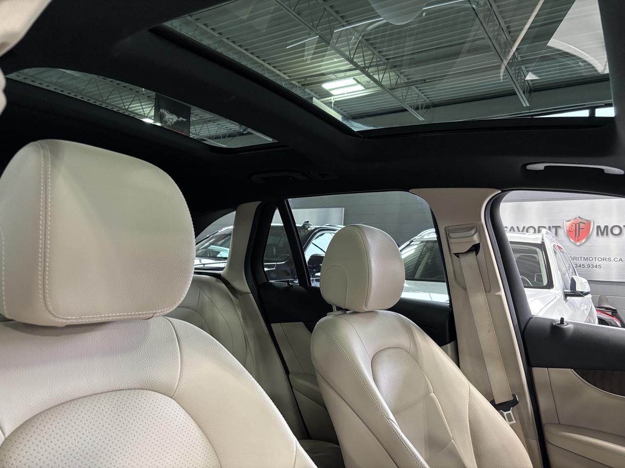 2019 Mercedes-Benz GLC GLC300|4MATIC|NAV|CREAMSEATS|AMGALLOYS|WOODTRIMS|+ Photo
