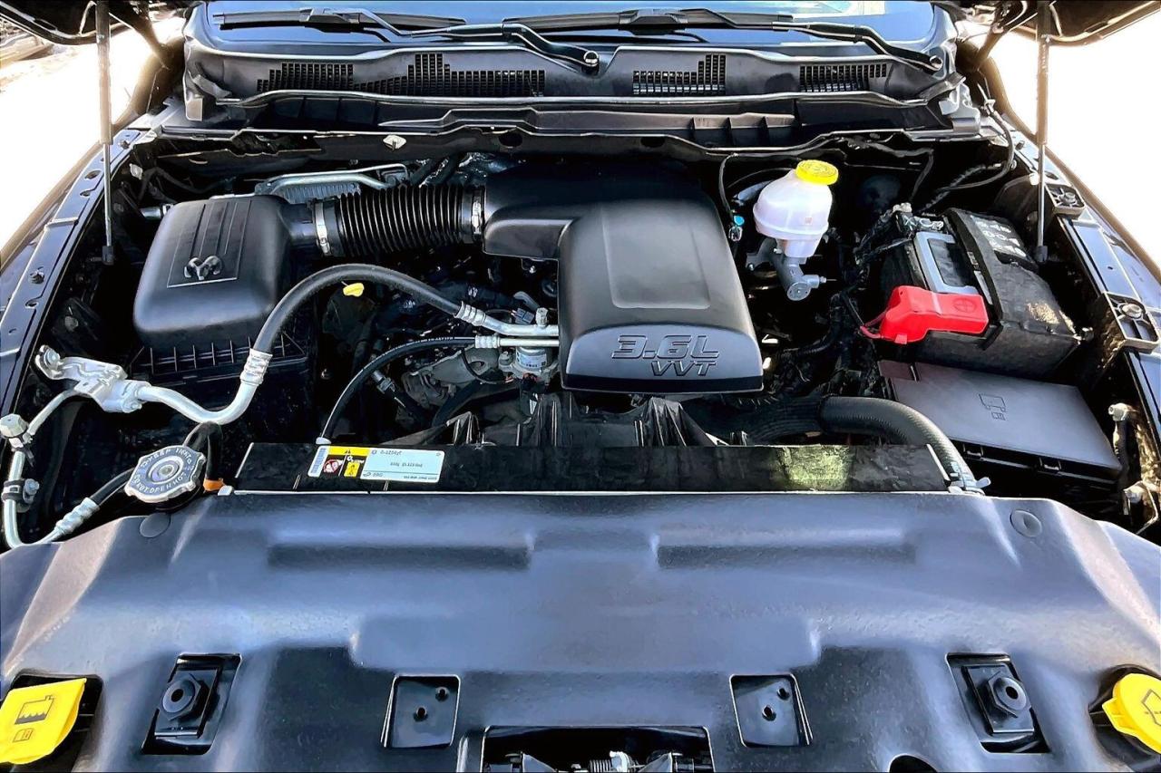 2024 RAM 1500 Classic Warlock Crew V6 | Heated Buckets | Liner |4X4 Photo