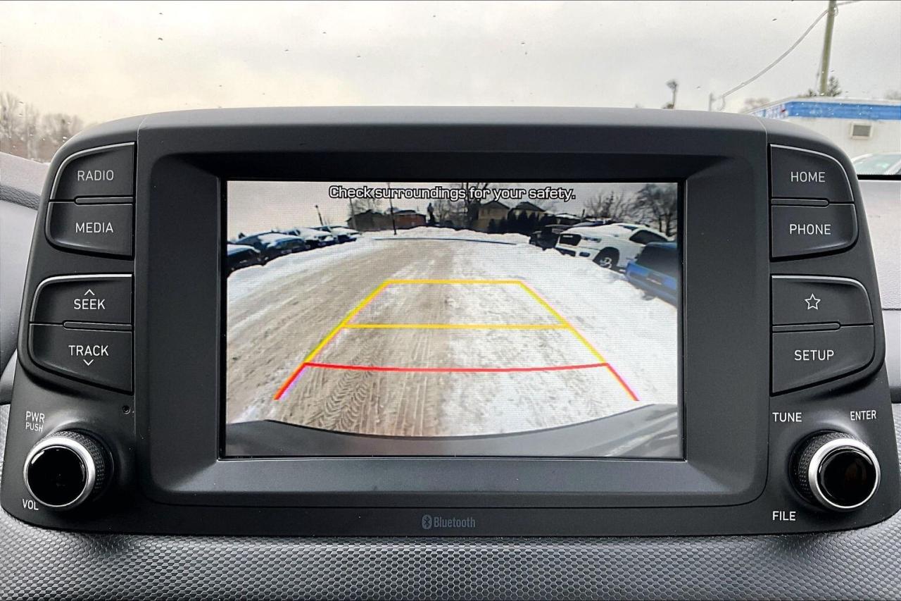 2021 Hyundai KONA SEL Preferred | Heated Seats | Blind Spot | FWD Photo