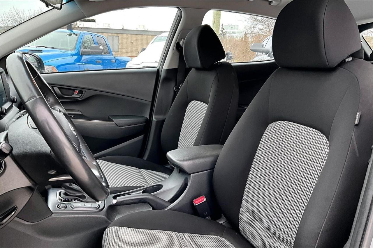 2021 Hyundai KONA SEL Preferred | Heated Seats | Blind Spot | FWD Photo