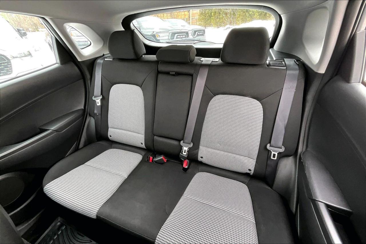 2021 Hyundai KONA SEL Preferred | Heated Seats | Blind Spot | FWD Photo