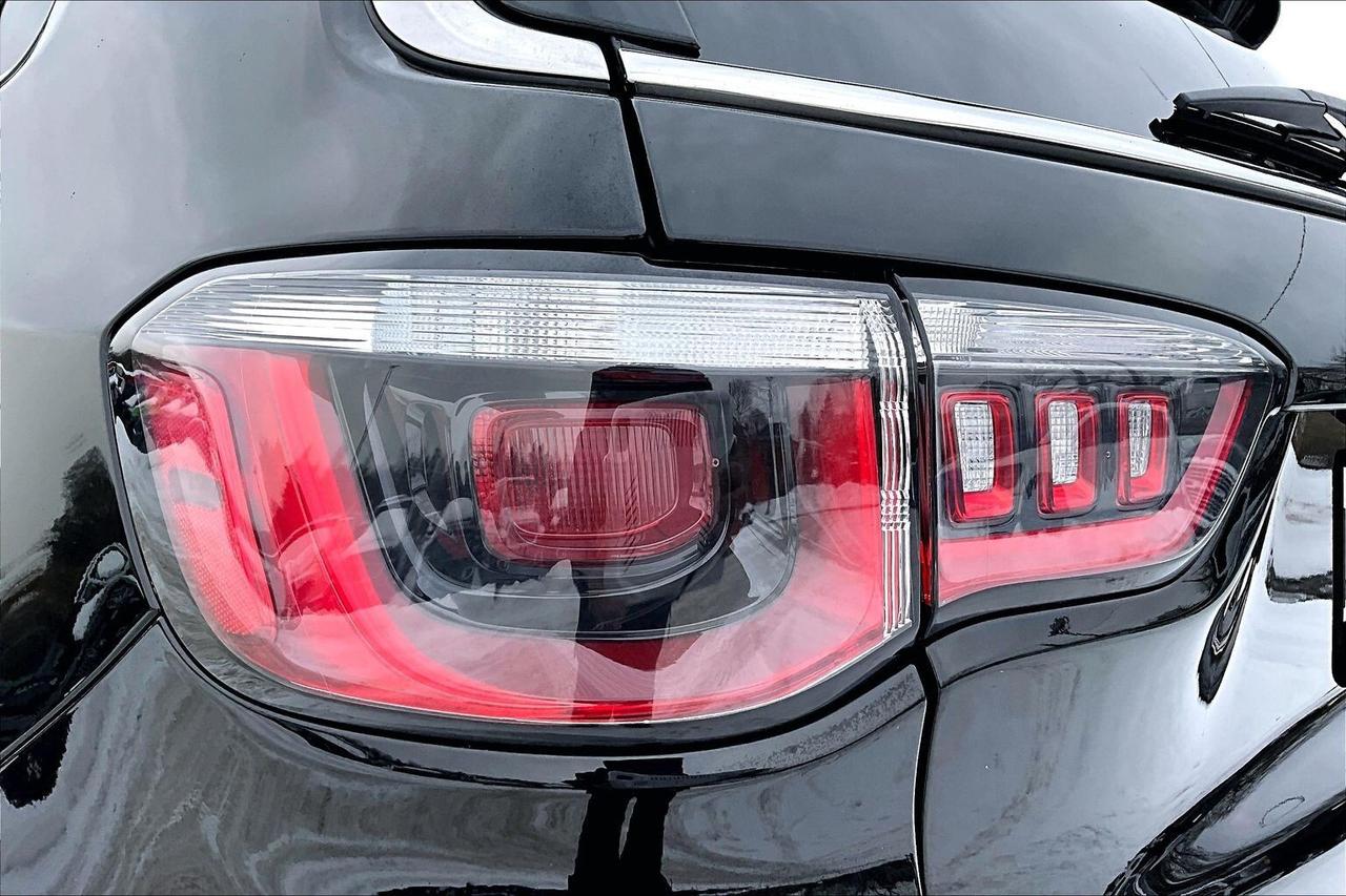 2018 Jeep Compass North | Heated Seats | Remote Start | FWD Photo