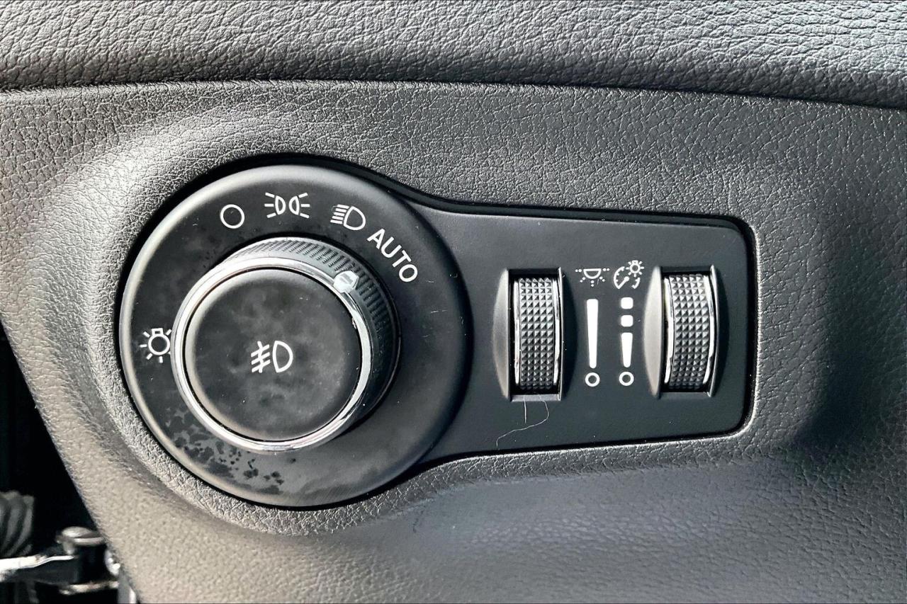 2018 Jeep Compass North | Heated Seats | Remote Start | FWD Photo
