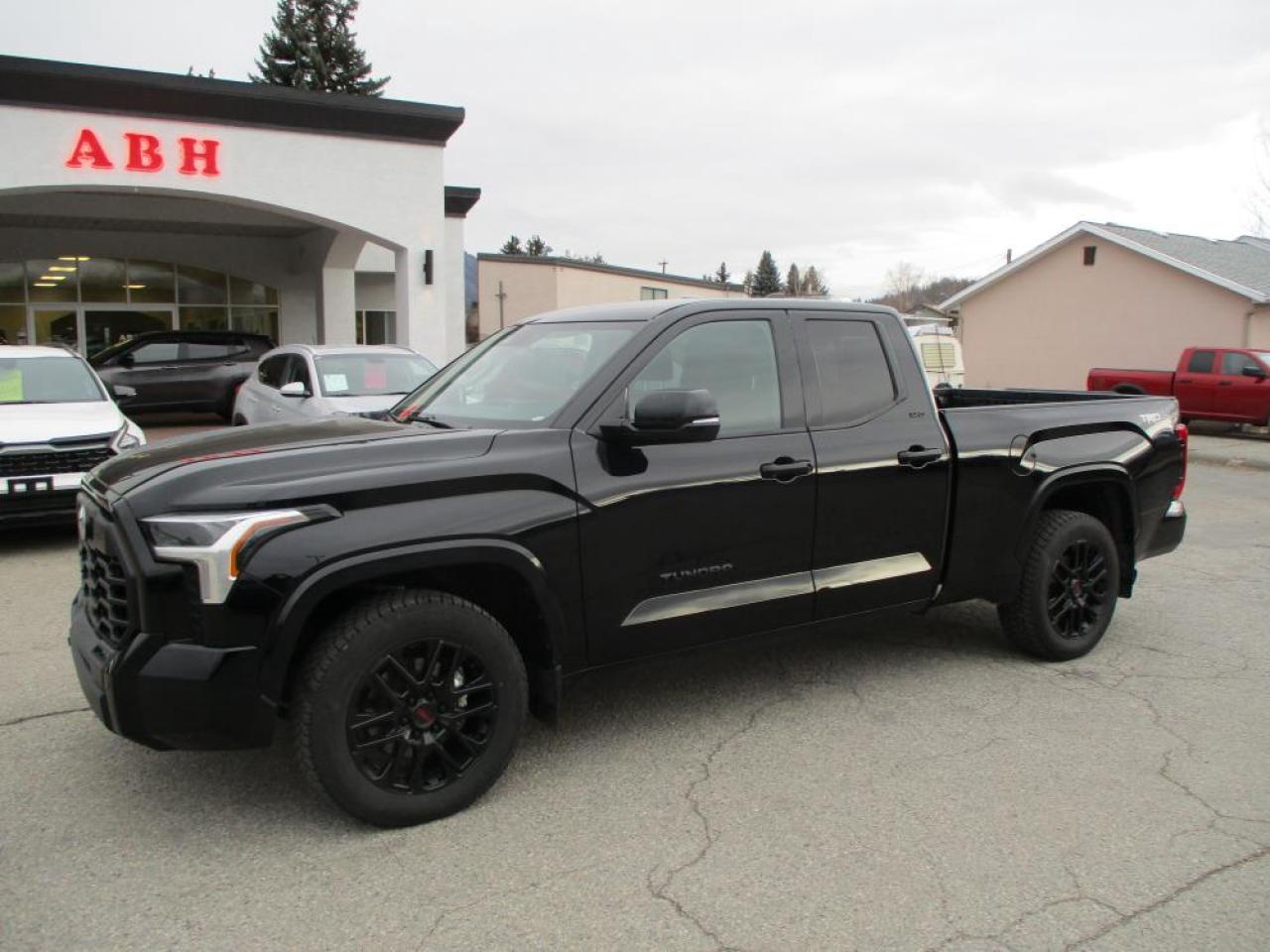 2023 Toyota Tundra SR5 TRD SPORT 4WD