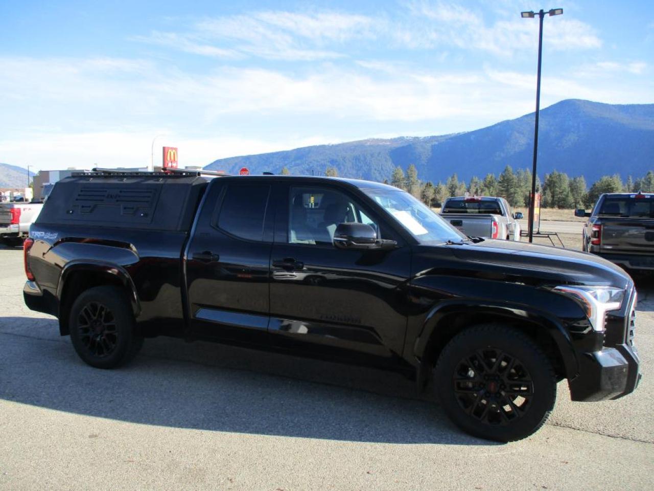2023 Toyota Tundra SR5 TRD SPORT 4WD Photo2