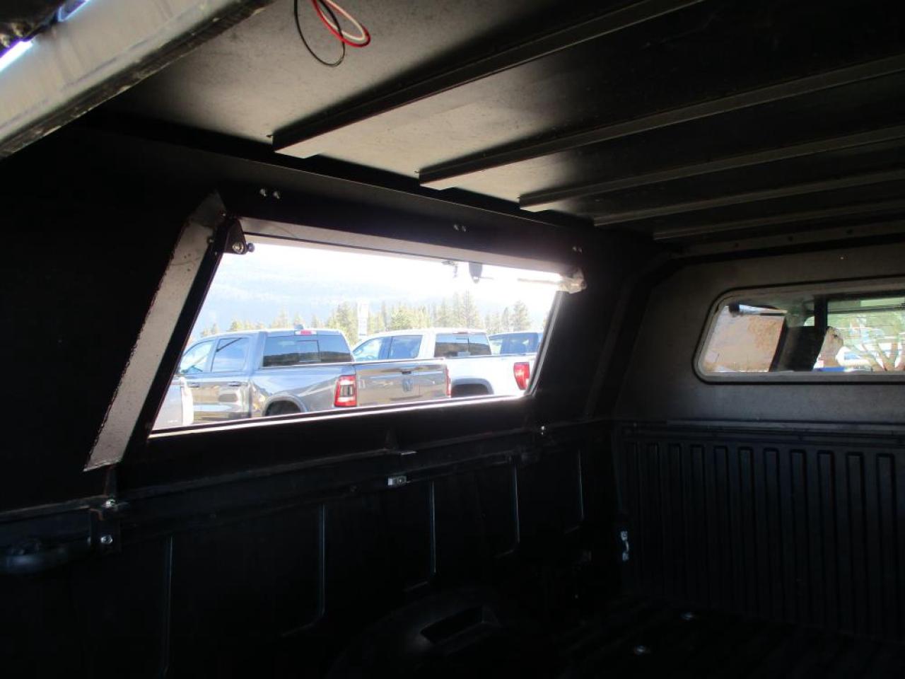 2023 Toyota Tundra SR5 TRD SPORT 4WD - Photo #10