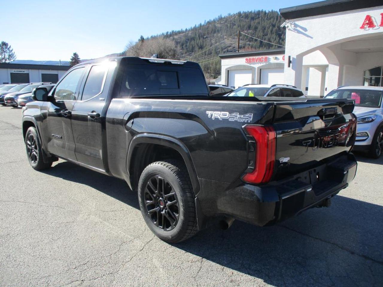 2023 Toyota Tundra SR5 TRD SPORT 4WD - Photo #6
