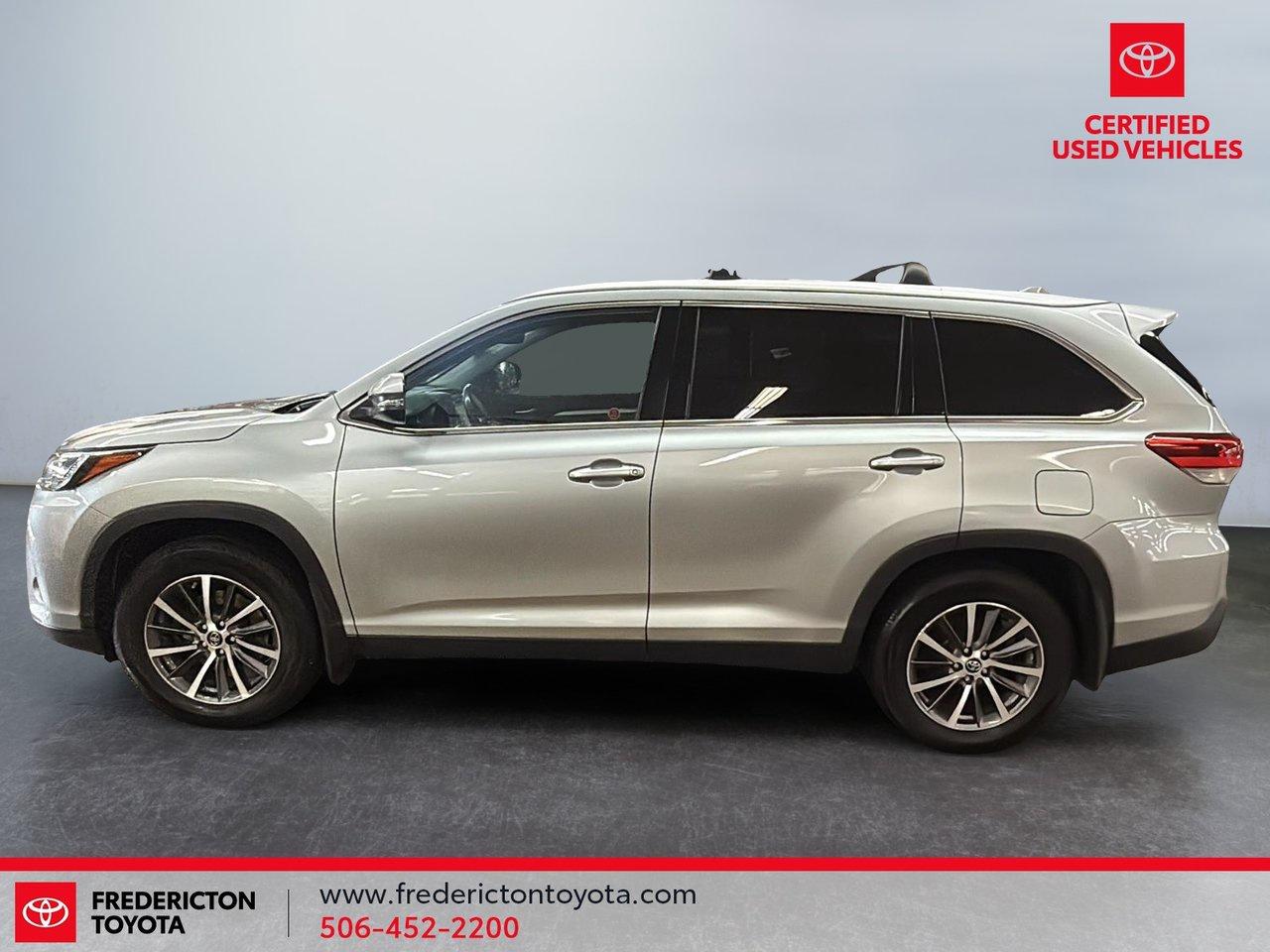2019 Toyota Highlander XLE Photo
