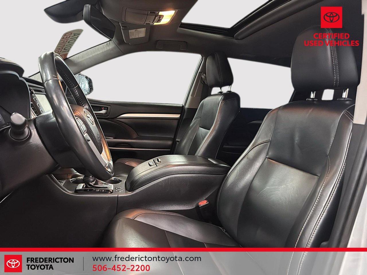 2019 Toyota Highlander XLE Photo