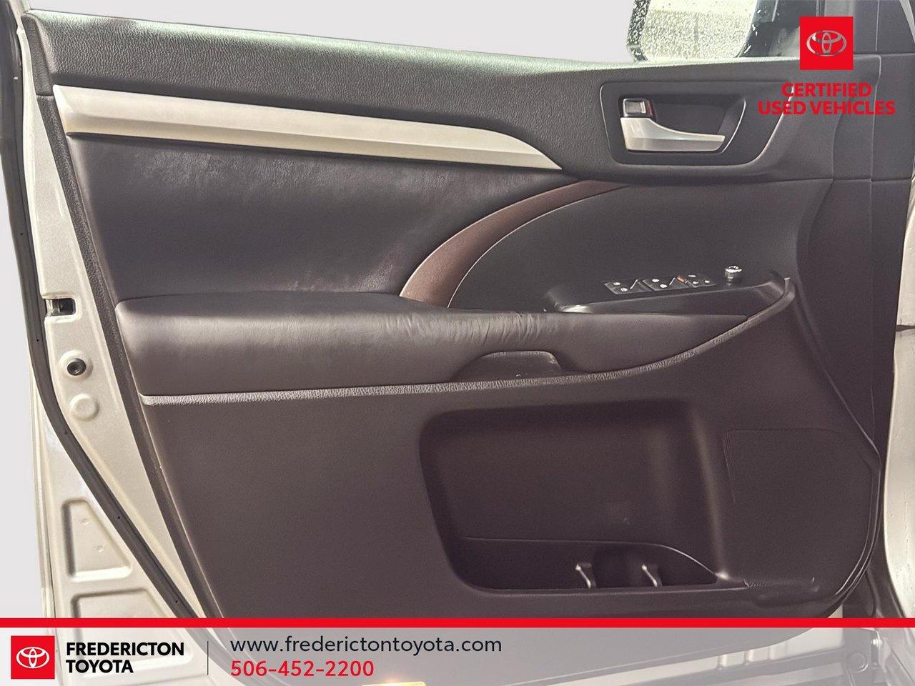 2019 Toyota Highlander XLE Photo