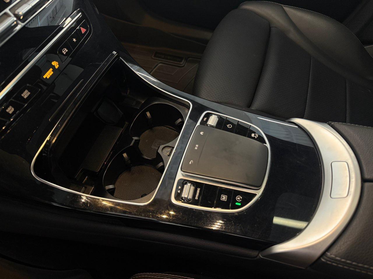 2022 Mercedes-Benz GLC GLC 300 Photo