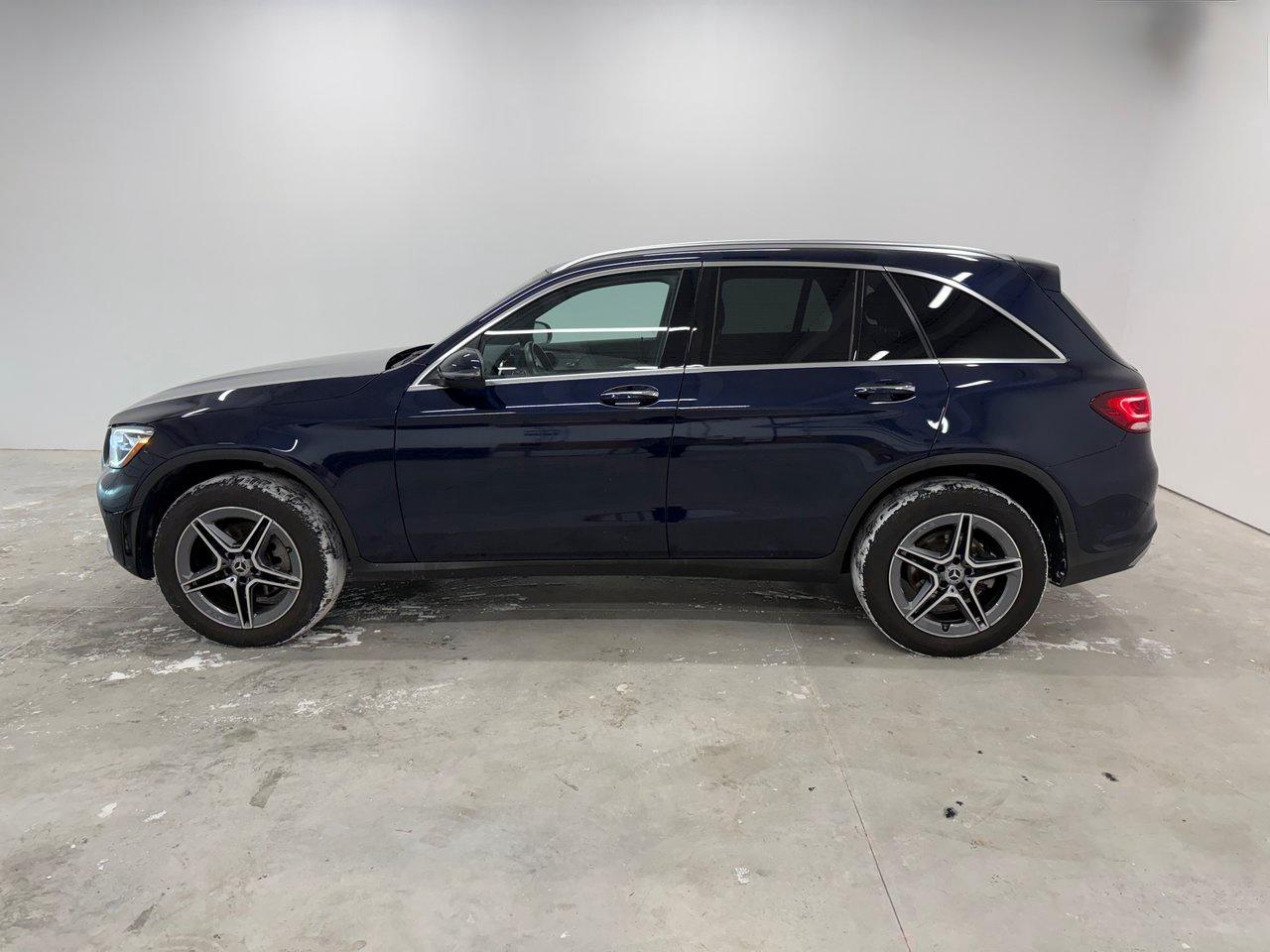 2022 Mercedes-Benz GLC GLC 300 Photo2