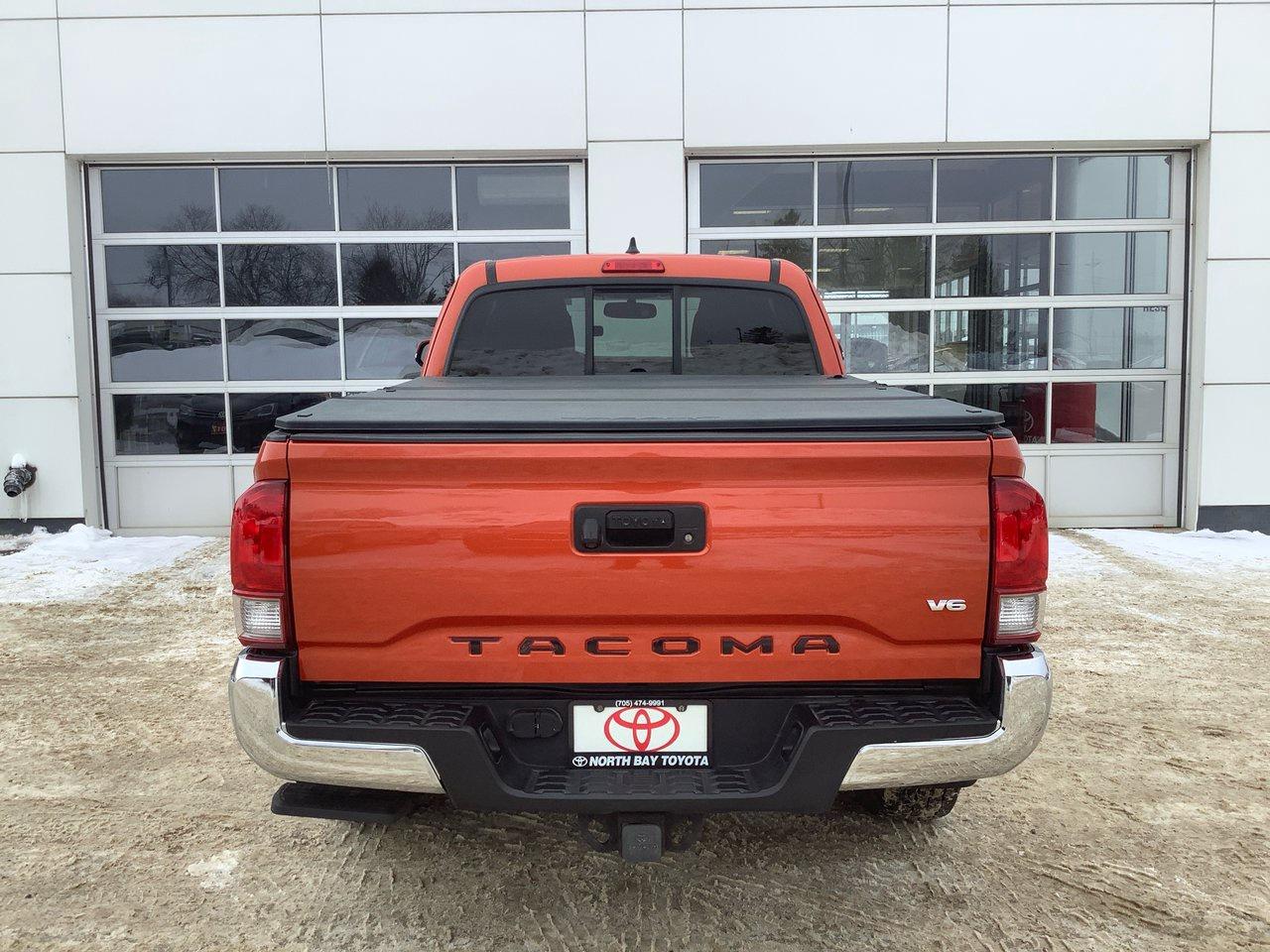 2017 Toyota Tacoma OFFROAD Photo