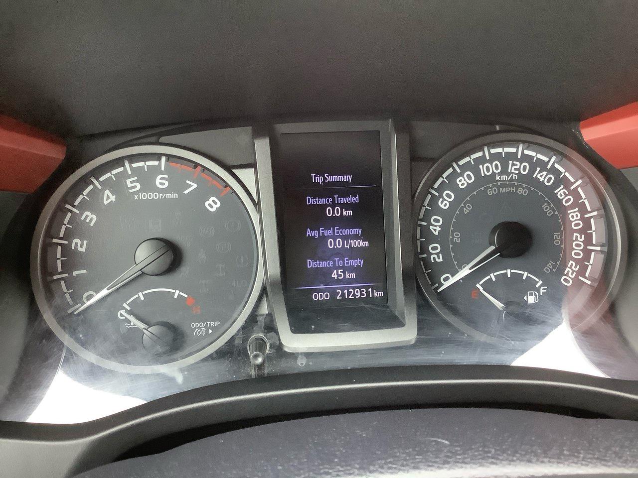 2017 Toyota Tacoma OFFROAD Photo