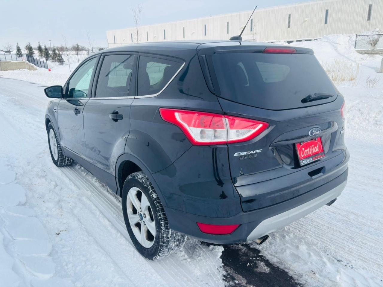 2014 Ford Escape SE 4dr Front-wheel Drive Automatic Photo3