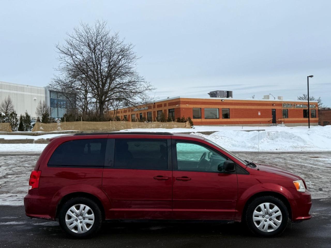 2014 Dodge Grand Caravan SXT Front-wheel Drive Passenger Van Automatic Photo