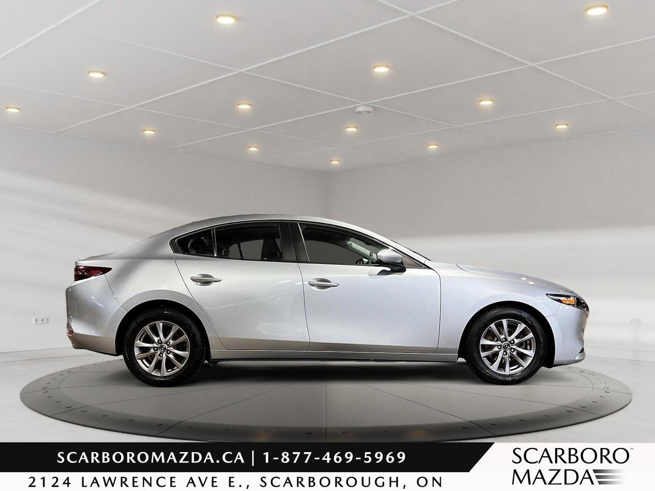 2019 Mazda MAZDA3 GS Photo2