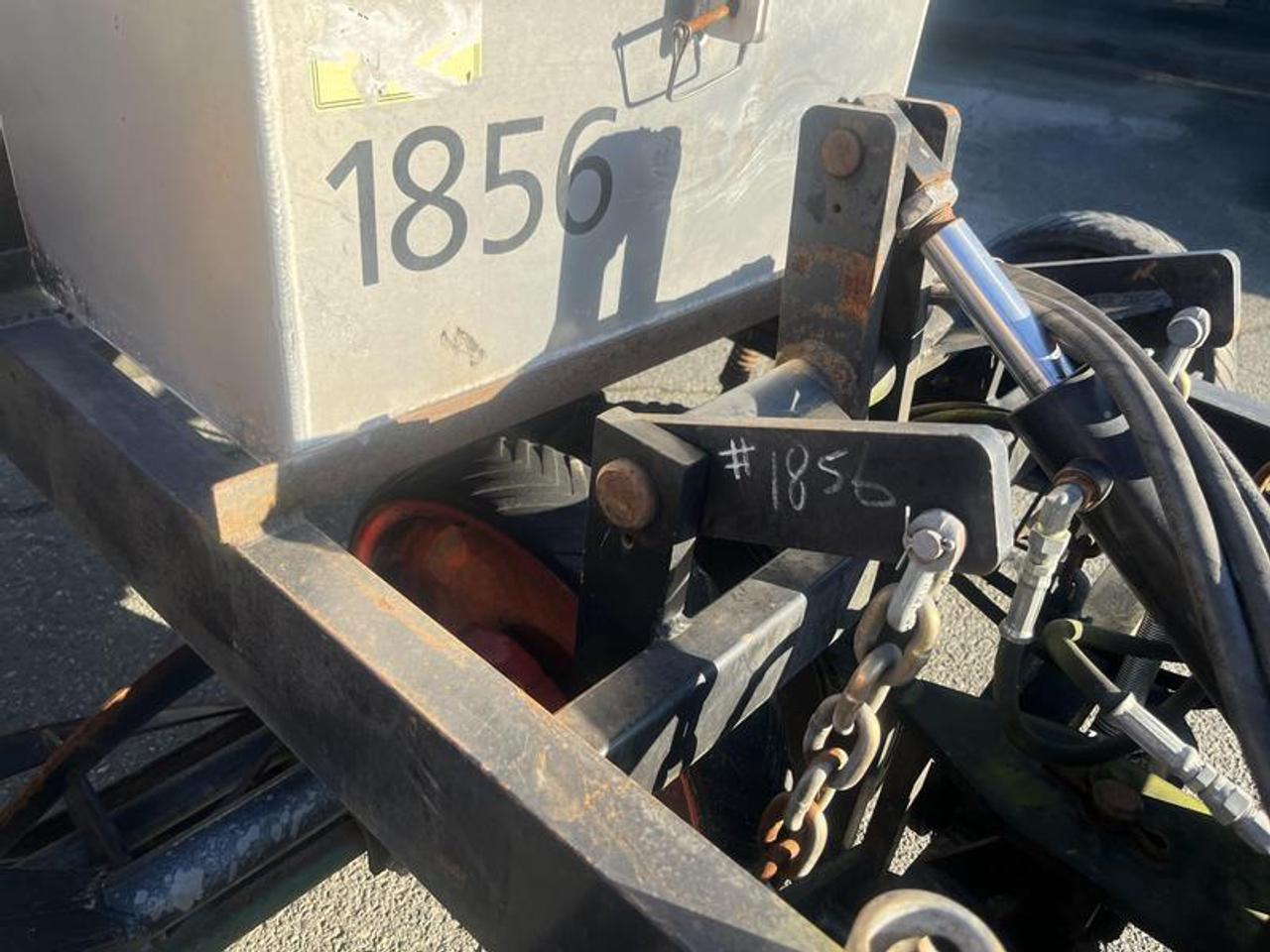 13589003