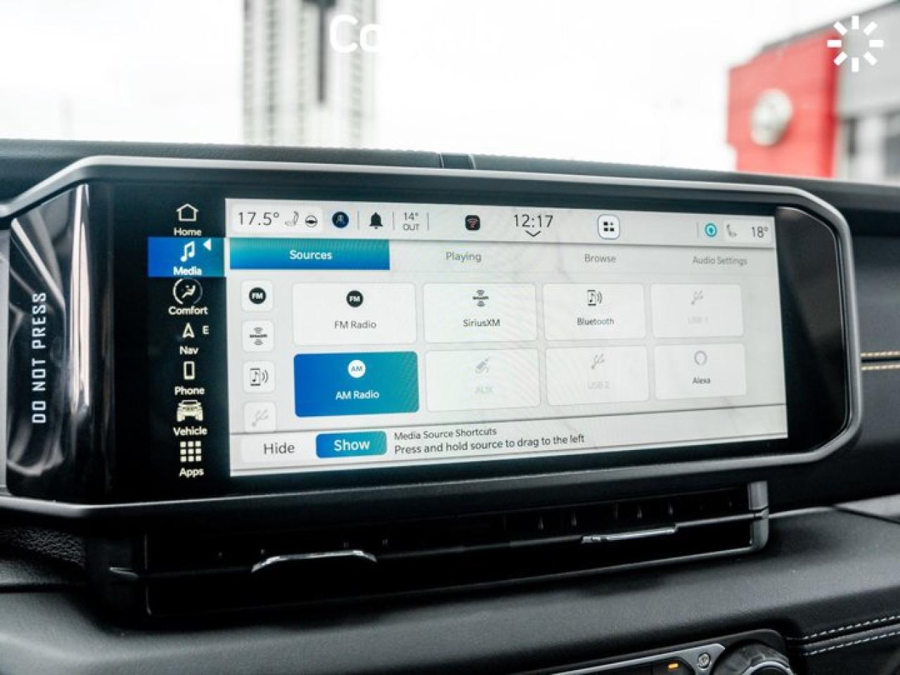 2024 Jeep Wrangler Sahara Photo