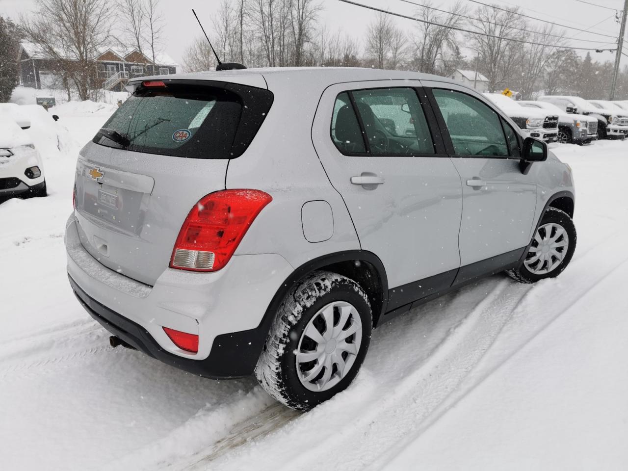 2018 Chevrolet Trax LS Photo