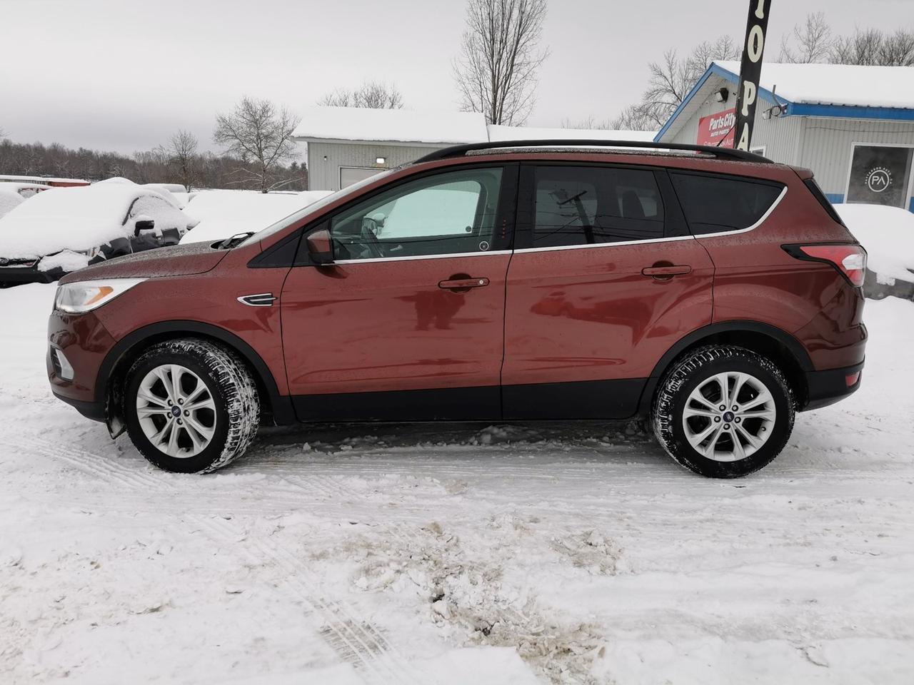 2018 Ford Escape SEL 4WD Photo