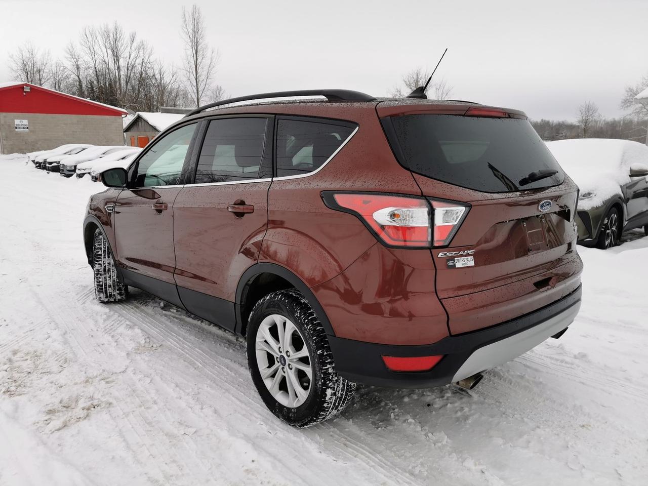 2018 Ford Escape SEL 4WD Photo