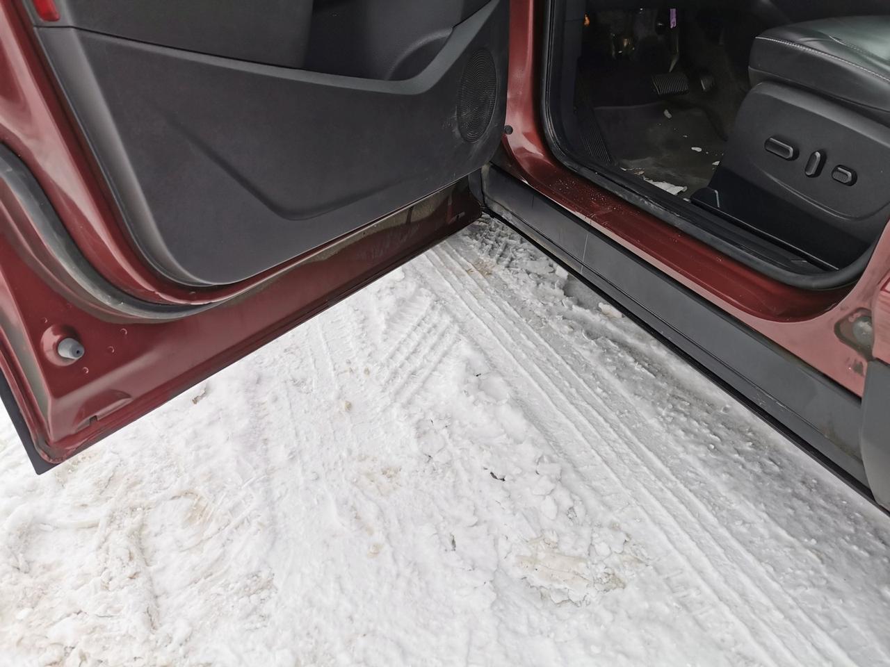 2018 Ford Escape SEL 4WD Photo